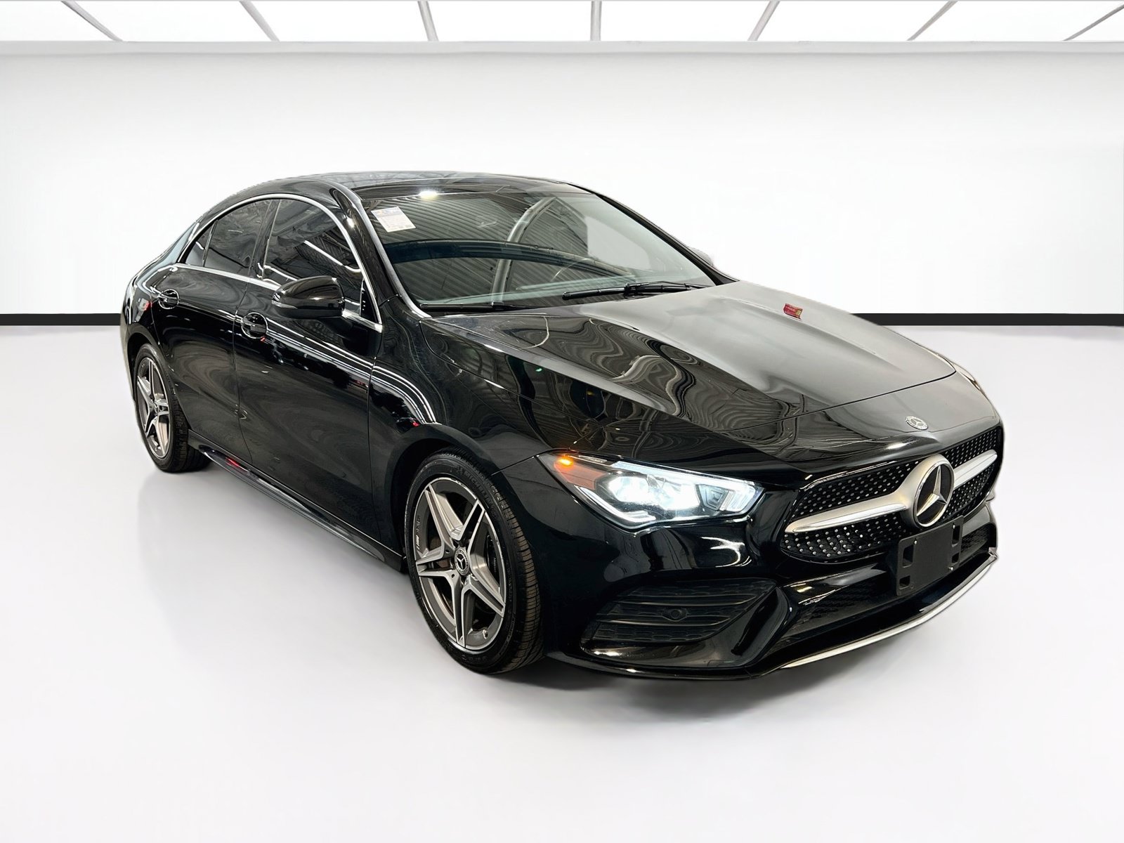 Used 2020 Mercedes-Benz CLA 250 4MATIC image 3