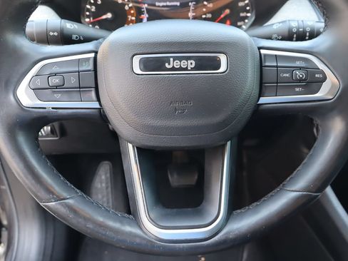 Used 2022 Jeep Compass Latitude AWD/4WD image 11