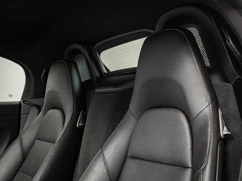 Used 2019 Porsche 718 Boxster image 36