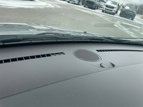 Used 2016 Dodge Grand Caravan SE w/ Quick Order Package 29E SE image 19