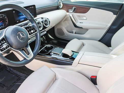 Used 2023 Mercedes-Benz CLA 250 CLA 250 image 18