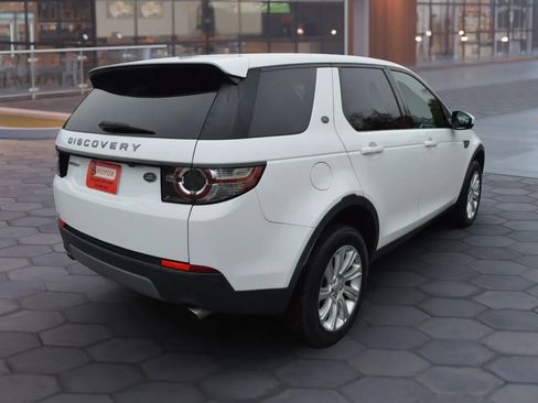 Used 2018 Land Rover Discovery Sport SE image 8