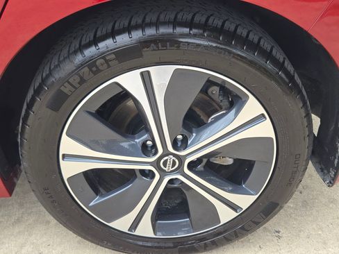 Used 2022 Nissan Leaf SV Plus FWD image 31
