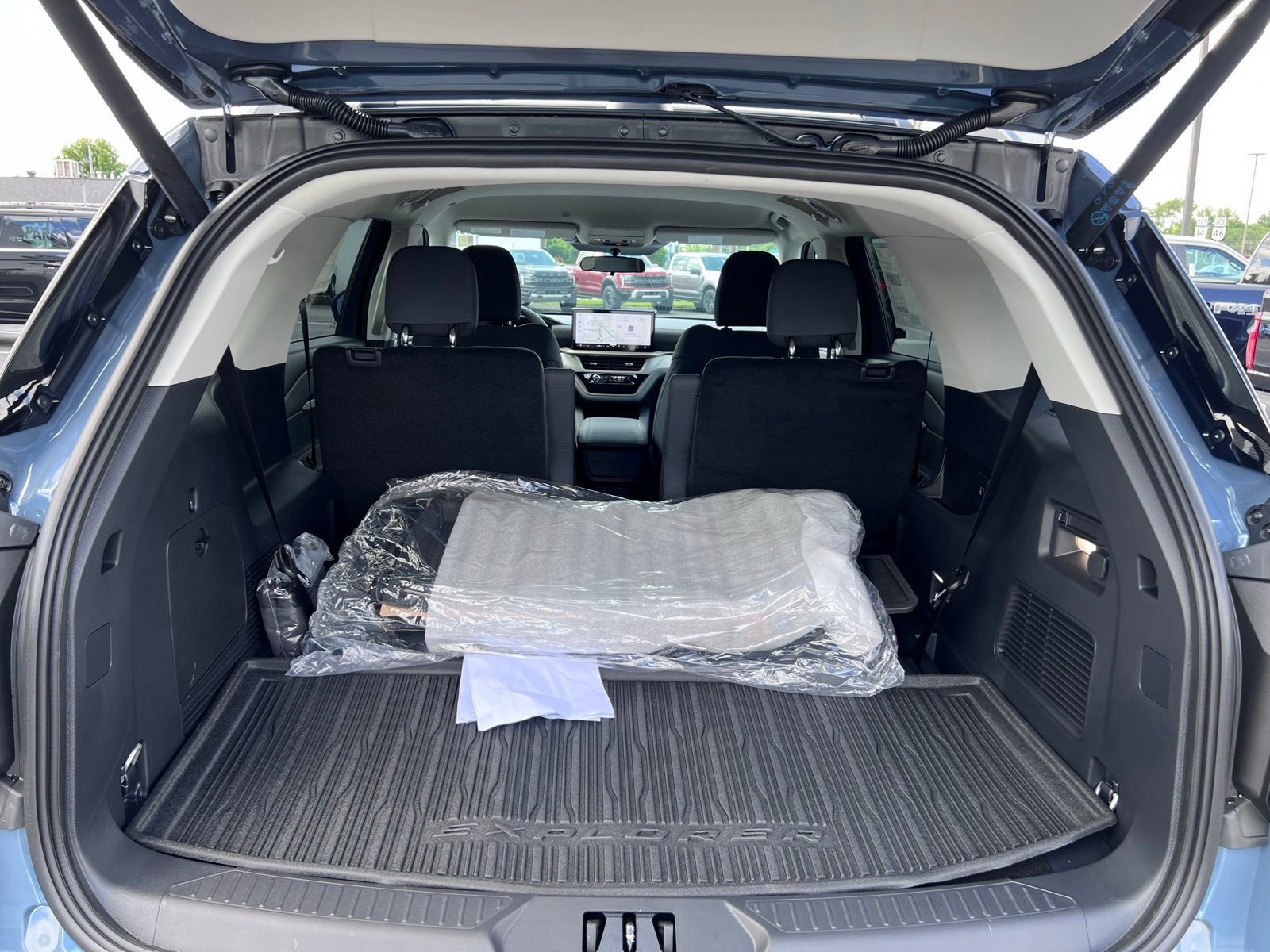 New 2026 Ford Explorer Active AWD/4WD image 41