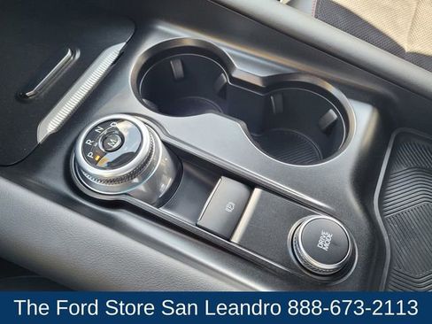Used 2025 Ford Explorer ST image 26