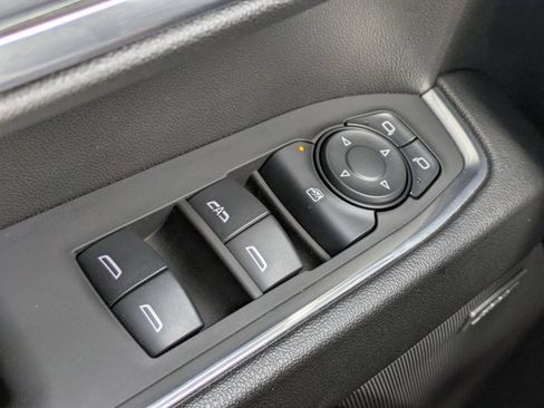 Used 2024 Chevrolet Silverado 1500 LT Trail Boss w/ Convenience Package II image 19