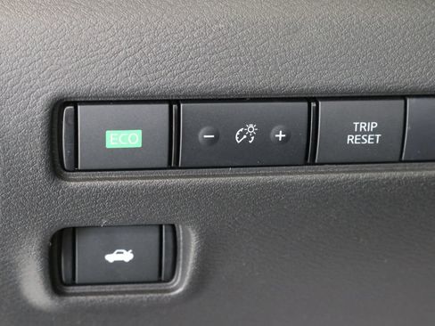 Used 2024 Nissan Sentra S w/ Lighting Package FWD image 26