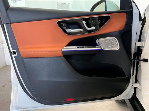 New 2026 Mercedes-Benz GLC 300 4MATIC image 10