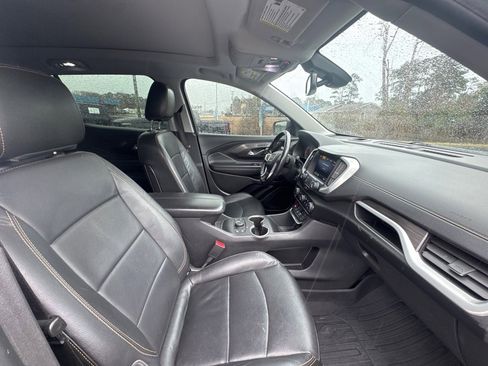 Used 2020 GMC Terrain SLT w/ Preferred Package image 8