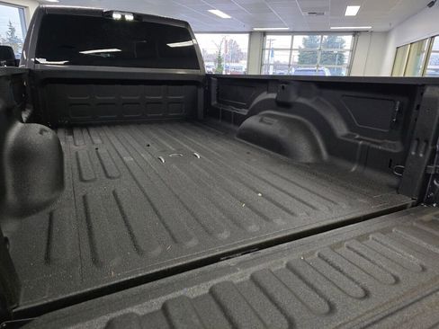 Used 2024 RAM 3500 Big Horn w/ Night Edition image 17