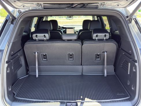 New 2026 GMC Acadia AT4 AWD/4WD image 9