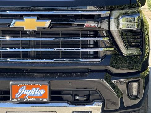 New 2026 Chevrolet Silverado 2500 LT w/ Z71 Chrome Sport Edition image 9