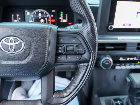 Certified 2025 Toyota Tacoma SR5 image 18