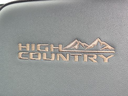 New 2026 Chevrolet Tahoe High Country AWD/4WD image 13