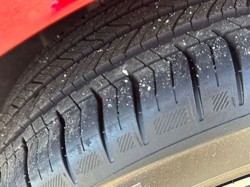 New 2025 Chevrolet Equinox EV LT image 26