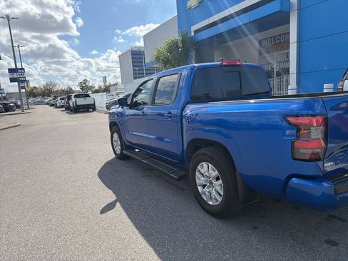 Used 2024 Nissan Frontier SV w/ SV Convenience Package image 8
