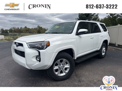 Used 2024 Toyota 4Runner SR5 Premium image 1
