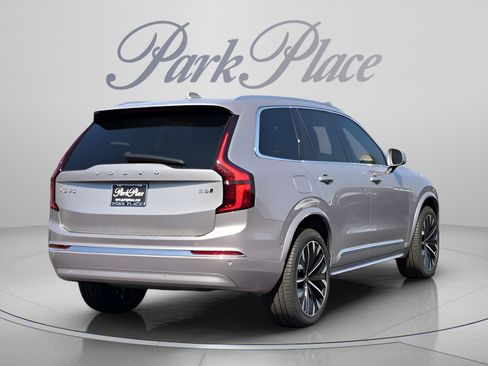 Certified 2026 Volvo XC90 B6 Plus w/ Protection Package Premier AWD/4WD image 6