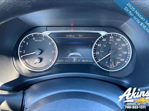 Used 2025 Nissan Sentra SV image 11