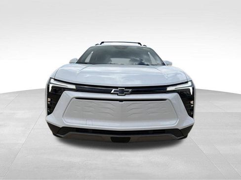 New 2026 Chevrolet Blazer EV LT AWD/4WD image 32