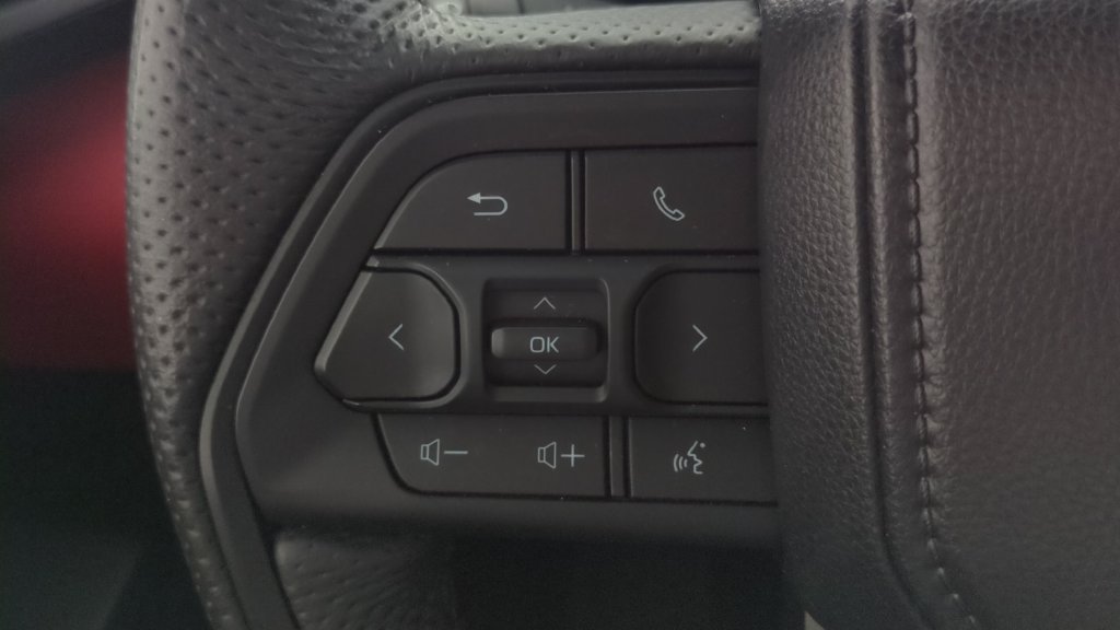 Used 2025 Toyota Sequoia TRD Pro AWD/4WD image 21