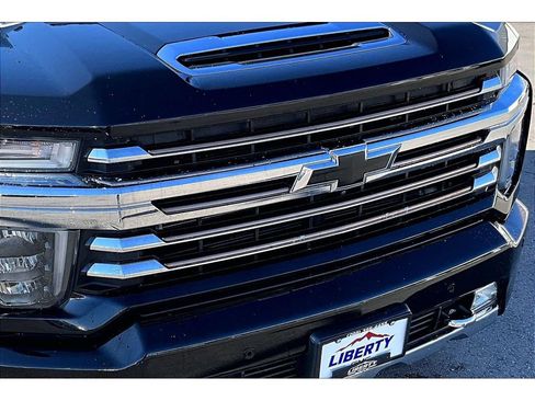 Used 2021 Chevrolet Silverado 3500 High Country w/ Z71 Off-Road Package image 30