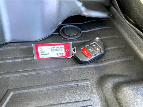 Used 2020 Jeep Wrangler Unlimited Rubicon AWD/4WD image 10