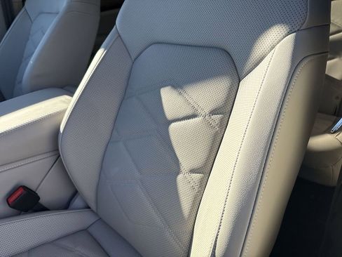 New 2026 Volkswagen Atlas SE image 9