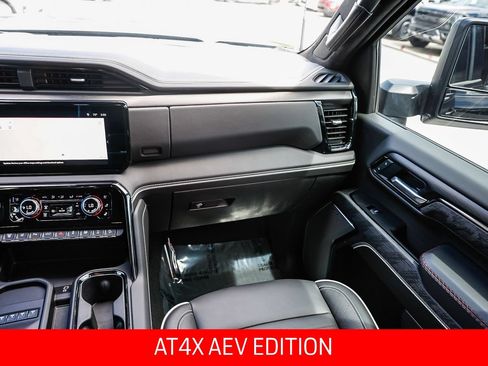 Used 2025 GMC Sierra 2500 AT4X w/ AT4X AEV Edition AWD/4WD image 16