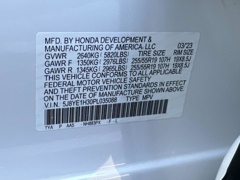 Used 2023 Acura MDX SH-AWD image 32
