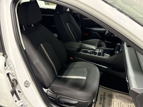 Used 2025 Hyundai Sonata SEL FWD image 29