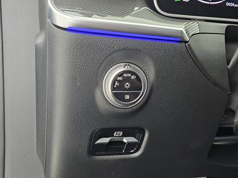 Certified 2024 Mercedes-Benz CLE 300 4MATIC Cabriolet w/ Night Package image 7