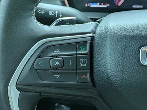 Certified 2024 Jeep Grand Cherokee Altitude image 18