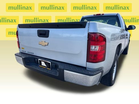 Used 2010 Chevrolet Silverado 1500 W/T RWD image 4