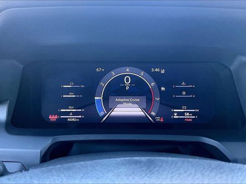 Used 2024 Toyota Tacoma Limited image 27