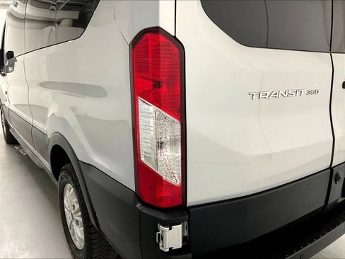 Used 2021 Ford Transit 350 XLT RWD image 32