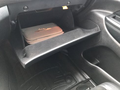 Used 2018 Jeep Grand Cherokee Altitude image 30