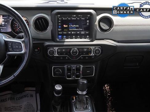 Certified 2021 Jeep Gladiator Overland image 13