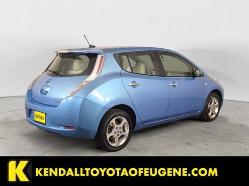 Used 2011 Nissan Leaf FWD image 5