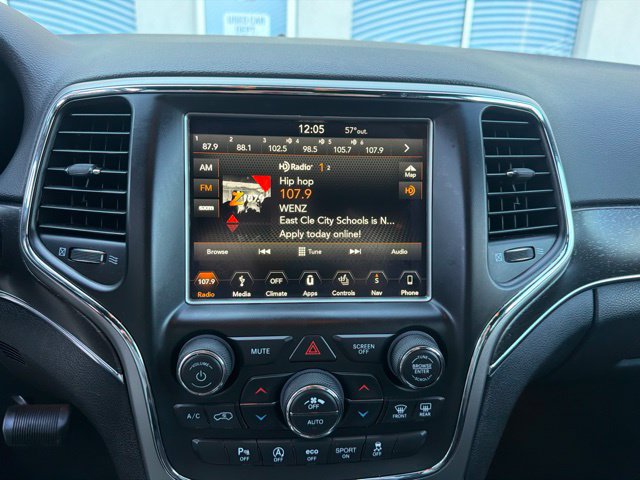 Used 2018 Jeep Grand Cherokee Limited AWD/4WD image 21
