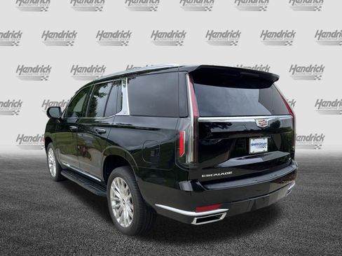 Used 2022 Cadillac Escalade Luxury w/ LPO, Illumination Package AWD/4WD image 8