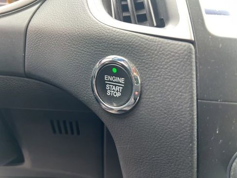 Used 2020 Ford Edge SEL w/ Convenience Package image 32