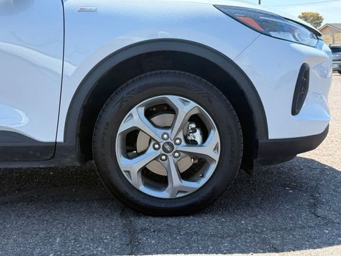 Used 2025 Ford Escape ST-Line Select AWD/4WD image 6