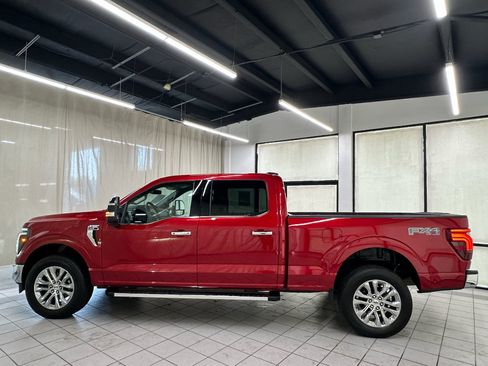 Used 2025 Ford F150 Lariat w/ Equipment Group 502A High AWD/4WD image 12