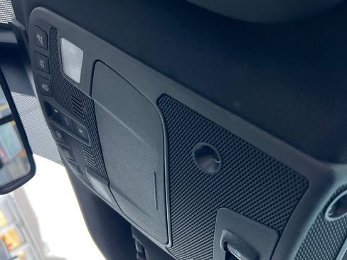 Used 2016 Ford F150 Lariat w/ Equipment Group 502A Luxury image 40