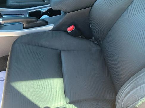 Used 2014 Honda Accord LX image 9