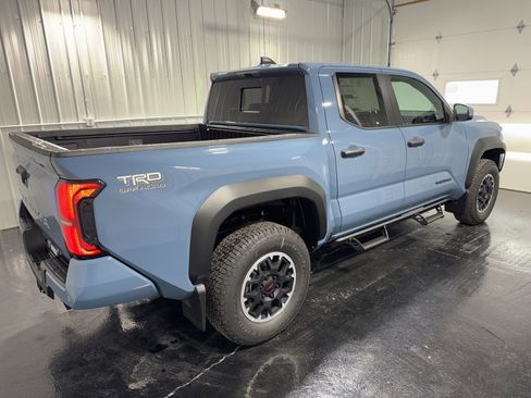 New 2026 Toyota Tacoma TRD Off-Road w/ TRD Off Road Upgrade Package AWD/4WD image 3