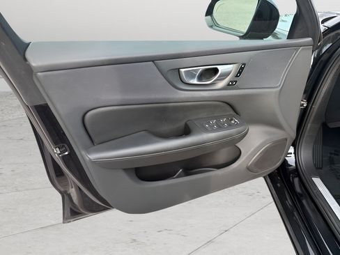Used 2024 Volvo S60 B5 Core FWD image 13