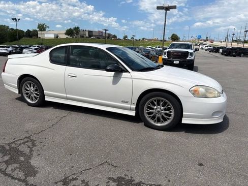 Used 2006 Chevrolet Monte Carlo SS FWD image 9