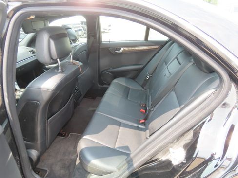 Used 2008 Mercedes-Benz C 350 Sport image 20